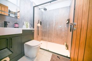 Green Lane Clanfield